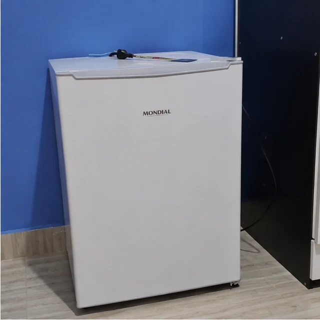 Frigobar Mondial 73L enviado por cliente
