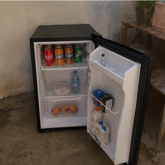 Frigobar Mondial 73L enviado por cliente