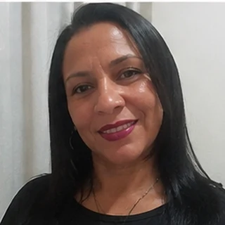 Viviane H.